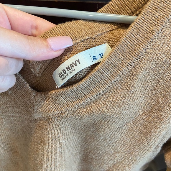 Excellent condition, V front and V back sweater - Picture 2 of 2